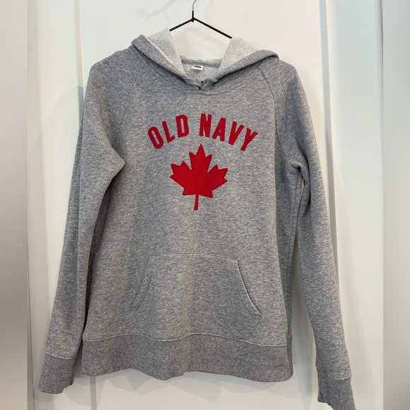 🍁Cozy Grey Old Navy Canada Maple Leaf
Hoodie🍁 Size Small - Picture 2 of 9